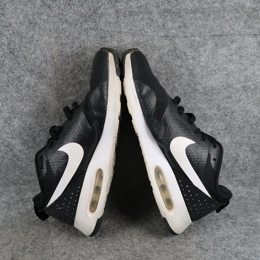 Nike Shoes Womens 6.5 Air Max Tavas Sneakers Casual Lifestyle Athletic Trainers